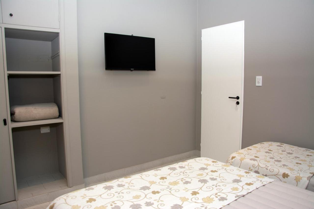 Paseo Bolivar Hotel Азул Екстериор снимка