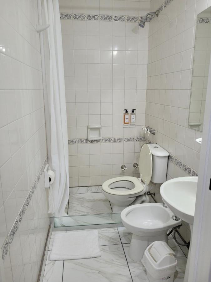 Paseo Bolivar Hotel Азул Екстериор снимка